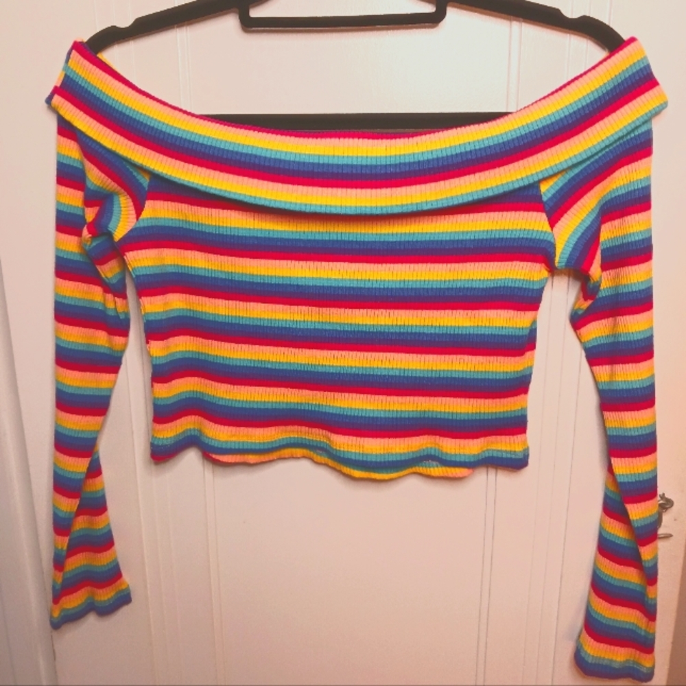 Off-shoulder Rainbow stripe Long Sleeve Crop top